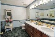 Thumbnail Bathroom at 207 Erie Court