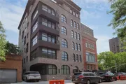 Thumbnail Streetview, Outdoor at Unit 6 at 142 Clymer Street