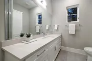Thumbnail Bathroom at 4020 Oberlin Street