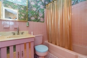 Thumbnail Bathroom at 127 Crisfield Street