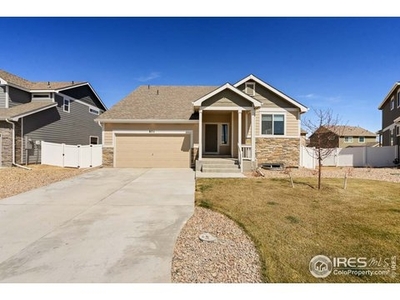 8711 14th St, Greeley, CO