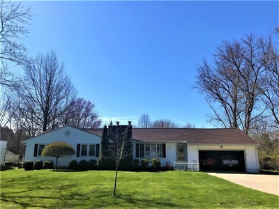 946 East Ave, Tallmadge, OH