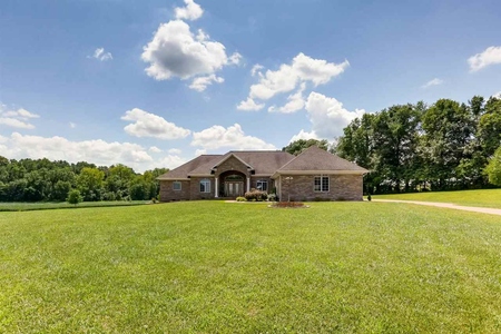 8919 Old Country Way, Evansville, IN
