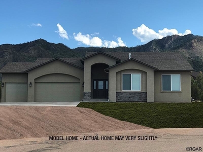 50 Pike View Dr, Canon City, CO