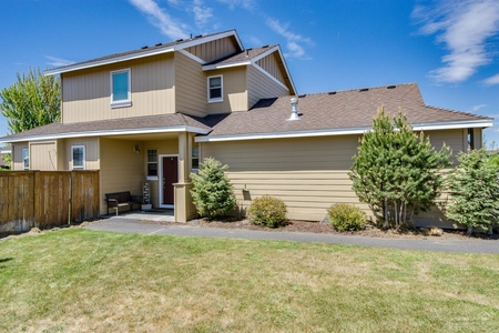 1211 Nw 18th St, Redmond, OR
