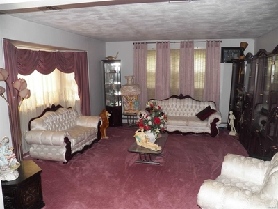 251 Southlawn Ave, Central Islip, NY