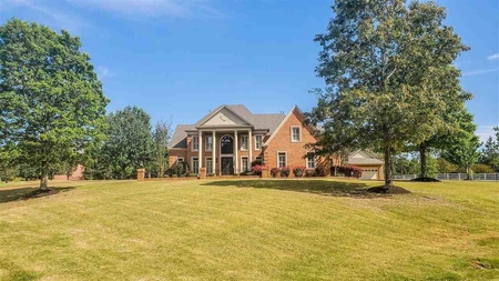342 Southmill Dr, Eads, TN