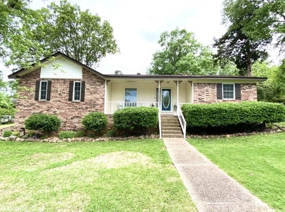 11 Valley View Dr, Maumelle, AR