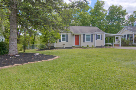 312 Colonial Dr, Knoxville, TN
