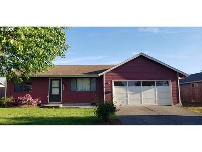 4946 Cone Ave, Eugene, OR