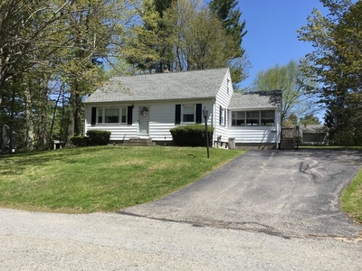 14 Sunset Dr, Leicester, MA