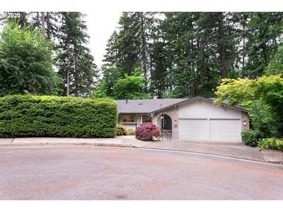 2575 Chaucer Ct, Eugene, OR