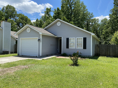 123 Sweetwater Dr, Jacksonville, NC