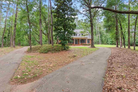 2004 Misty Hollow Rd, Tallahassee, FL