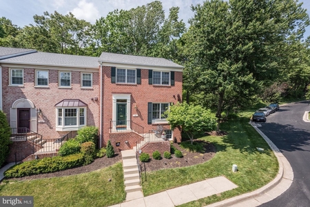 18 Aliceview Ct, Lutherville Timonium, MD