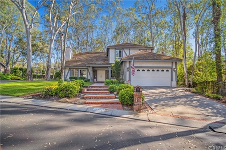 24982 Wandering Ln, Lake Forest, CA