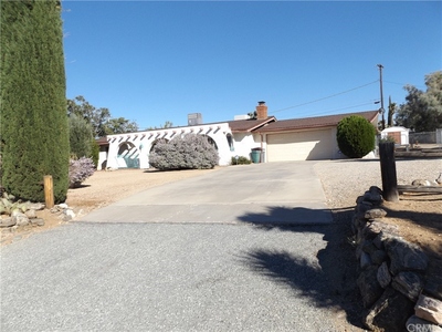 7995 Grand Ave, Yucca Valley, CA