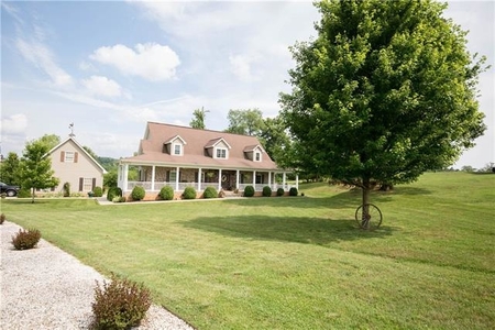 620 Stable Brook Ln, Taylorsville, NC
