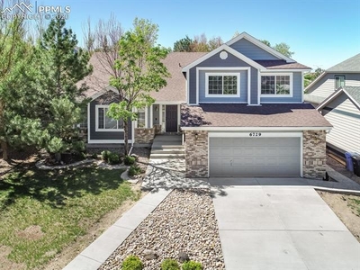 6729 Stockwell Dr, Colorado Springs, CO