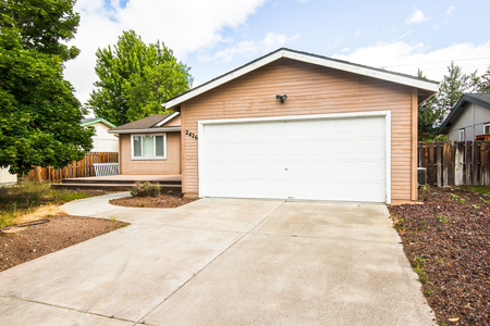 2426 Ne Snow Willow, Bend, OR