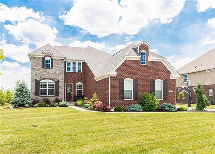 10103 Copper Saddle Bnd, Fishers, IN