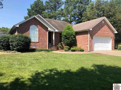 95 Brittany Ln, Murray, KY