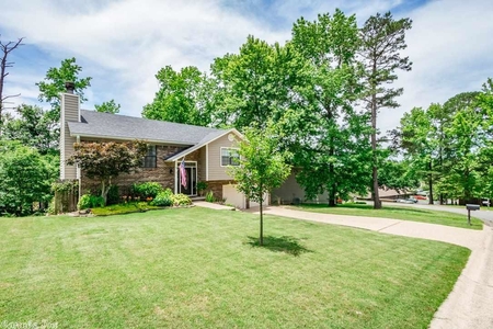 9 Red Maple Ct, Little Rock, AR
