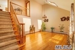 1 Aster Pl, Moriches, NY