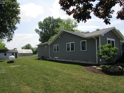 399 S County Road 204, Fremont, OH