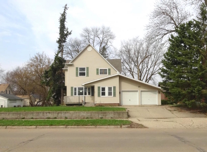648 2nd Ave, Wells, MN