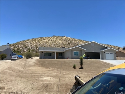 57794 Carlyle Dr, Yucca Valley, CA