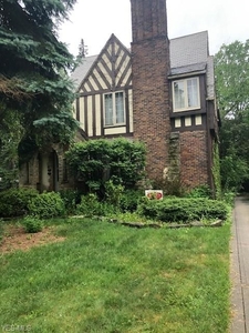 3686 Gridley Rd, Shaker Heights, OH
