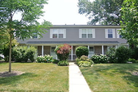 118 Colonial Pkwy, Yorkville, IL