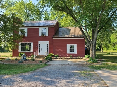 6668 County Road 47, Spencerville, IN