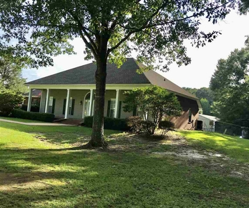 1265 S Jackson Rd, Terry, MS