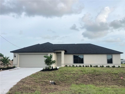 1450 Nw 2nd St, Cape Coral, FL