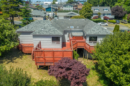 624 Se 2nd St, Newport, OR