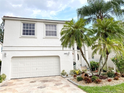 283 Nw 152nd Ave, Pembroke Pines, FL