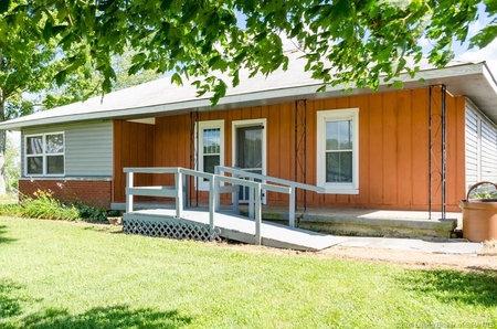 10674 W Cave River Valley Rd, Campbellsburg, IN
