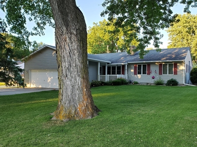 710 2nd Ave, Byron, MN