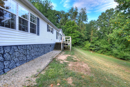 255 Horace Dillow Rd, Telford, TN