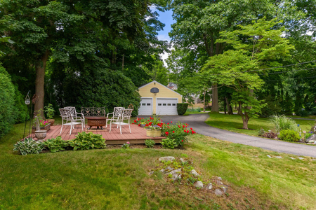2 Ford Ln, Kittery, ME