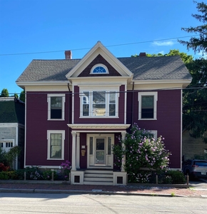 217 Cabot St, Portsmouth, NH
