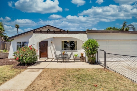 4800 Claire Dr, Oceanside, CA