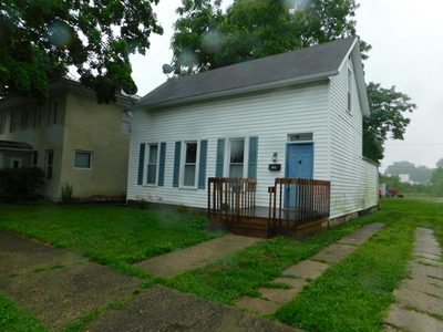 320 S Detroit St, Bellefontaine, OH