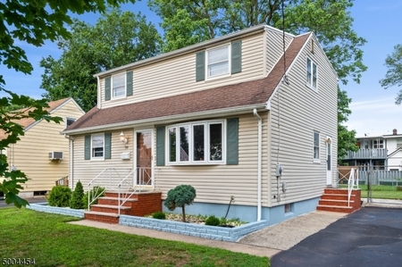 318 2nd St, Middlesex, NJ
