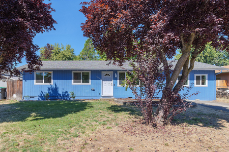 7687 Hale Way, White City, OR