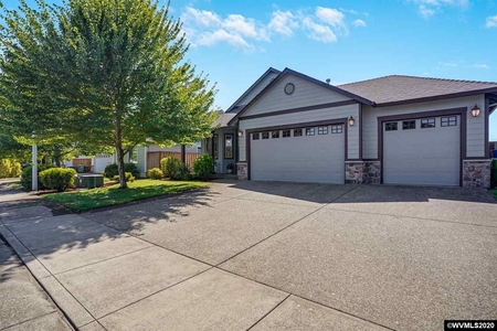 405 Grizzly St, Aumsville, OR
