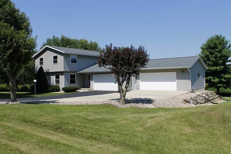 7312 Meadow Valley Rd, Middleton, WI