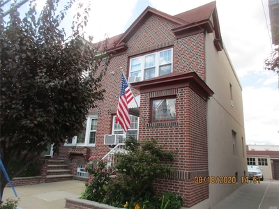79-57 69th Road, Queens, NY